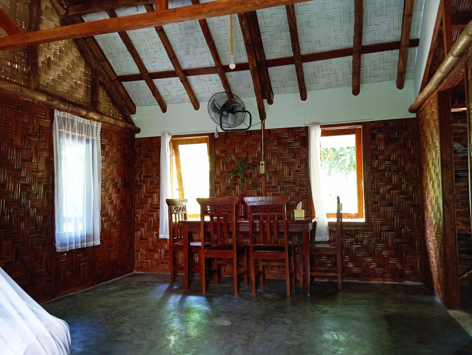 Magpie Homestay & Jungle Trekking Especially For Guest Trekking With Us Bukit Lawang Exterior foto